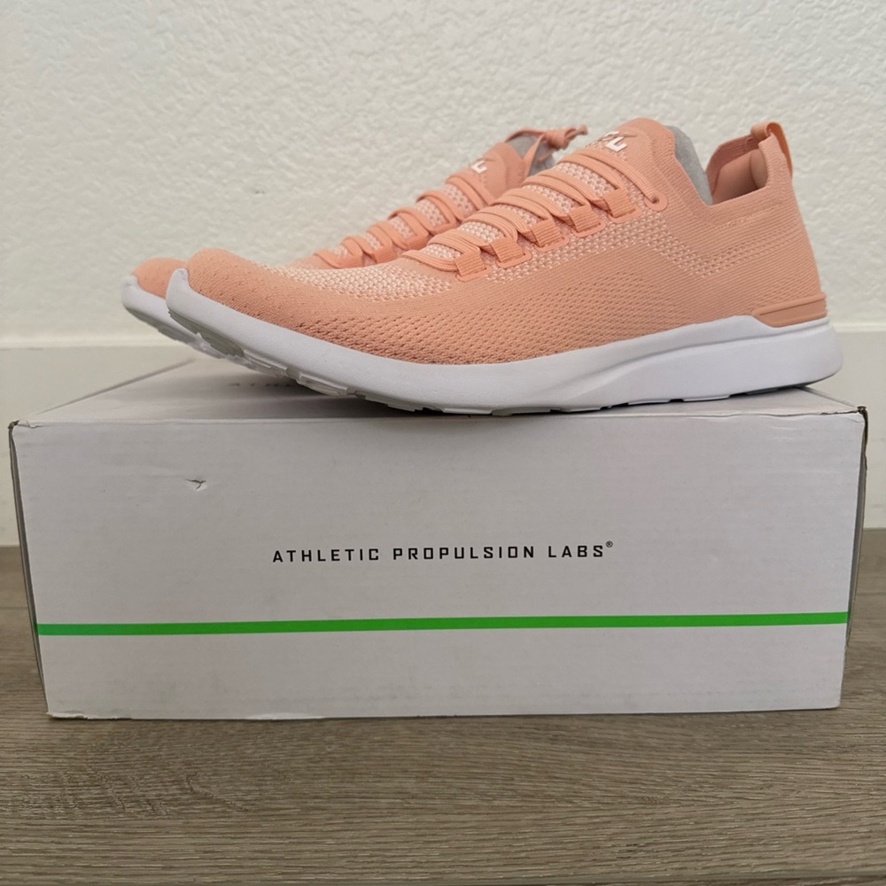 APL Mens Blush Athletic Shoes